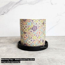 Load image into Gallery viewer, The Leaferie Lyall pot. ceramic material