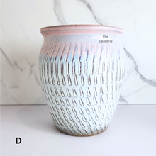 Load image into Gallery viewer, Anika Big Flowerpot (4 Designs)