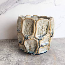Load image into Gallery viewer, The Leaferie Asnee Plant pot ceramic
