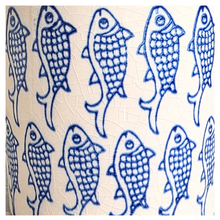 Load image into Gallery viewer, The Leaferie Leona fish pot. ceramic material