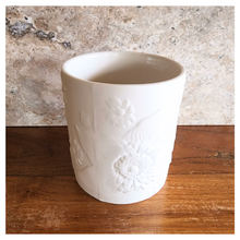 Load image into Gallery viewer, Monet Flowerpot