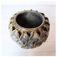 Load image into Gallery viewer, Handmade Solonge Flowerpot