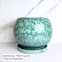 Load image into Gallery viewer, Avalon Flowerpot (2 sizes)