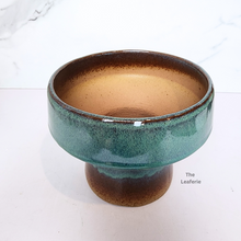 Load image into Gallery viewer, The Leaferie Luna Flowerpot . 3 colours ceramic material