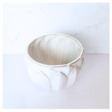 Load image into Gallery viewer, Everly Flowerpot