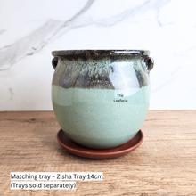 Load image into Gallery viewer, The Leaferie Sanrevelle Pot with handle. 5 colours . ceramic material