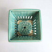 Load image into Gallery viewer, The Leaferie Leia Orchid pot with tray. Ceramic material. green and white colour