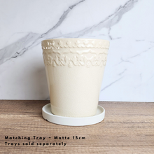 Load image into Gallery viewer, The Leaferie Titan white pot . Ceramic material