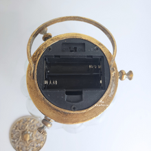 Load image into Gallery viewer, Jihan Table Lamp. made from glass and metal