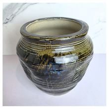 Load image into Gallery viewer, Anzu Leaferie ceramic flowerpot with green and black glaze on a white background, featuring the brand 'LEAFERIE'.