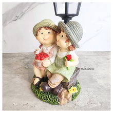 Load image into Gallery viewer, The Leaferie Everlyn lamp garden light with solar light. resin material