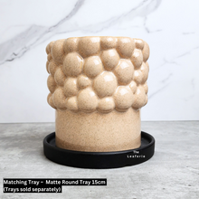 Load image into Gallery viewer, The Leaferie Kokko pot. 2 colours ceramic pot. beige and chocolate colour A