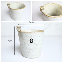 Load image into Gallery viewer, Petit Flowerpots (Series 16)