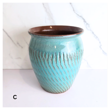 Load image into Gallery viewer, Anika Big Flowerpot (4 Designs)