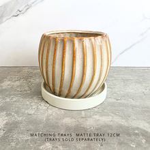 Load image into Gallery viewer, Verona Flowerpot