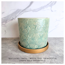 Load image into Gallery viewer, The Leaferie Freya flowerpot green and red floral pot. ceramic material