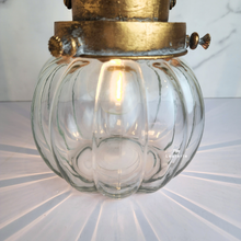 Load image into Gallery viewer, Jihan Table Lamp. made from glass and metal