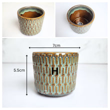 Load image into Gallery viewer, Petit Flowerpots (Series 17)