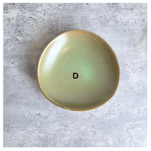 Load image into Gallery viewer, The Leaferie Izen trays. 4 colors ceramic tray