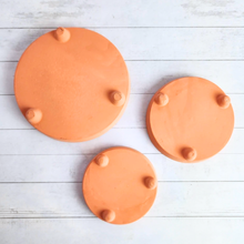Load image into Gallery viewer, Terracotta Trays with stand (3 sizes)