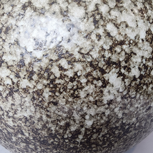 Load image into Gallery viewer, Armstrong Big Flowerpot (2 colours)