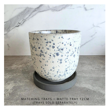 Load image into Gallery viewer, Benton Flowerpot