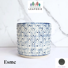 Load image into Gallery viewer, Esme Flowerpot