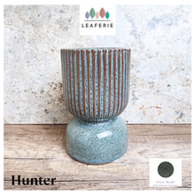 Load image into Gallery viewer, Hunter Flowerpot