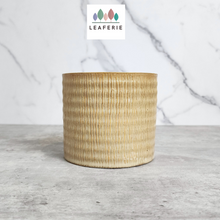 Load image into Gallery viewer, The Leaferie Iria yellow planter. ceramic material . front view