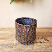 Load image into Gallery viewer, The Leaferie Ide pot. purple ceramic pot with studs at the bottom.