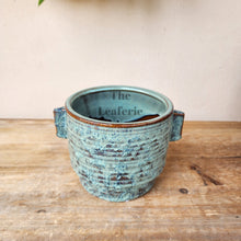 Load image into Gallery viewer, The Leaferie Etain planter. made from ceramic. 2 colours front view of colour A