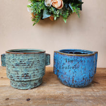 Load image into Gallery viewer, The Leaferie Etain planter. made from ceramic. 2 colours front view