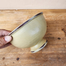 Load image into Gallery viewer, The Leaferie Grainne pot. 2 colours beige and yellow. ceramic shallow pot. Pot B