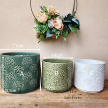Load image into Gallery viewer, The Leaferie Lylla pot. 2 sizes and 3 colours