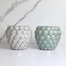 Load image into Gallery viewer, The Leaferie Nani ceramic pot. 2 colours. grey and green. front view of pot and size