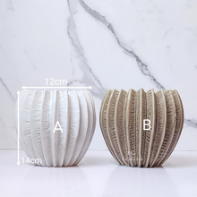 Load image into Gallery viewer, The Leaferie Bae Plant pot 2 colours. white and light brown. Front view of both pots and size