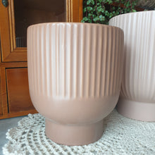 Load image into Gallery viewer, The Leaferie coppa flowerpot v2 . 2 sizes . front view of mini brown