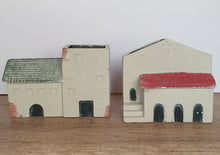 Load image into Gallery viewer, Sovana House Flowerpot