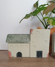 Load image into Gallery viewer, Sovana House Flowerpot