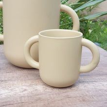 Load image into Gallery viewer, The Leaferie Mr. Potato pot. 2 sizes ceramic pot