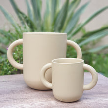 Load image into Gallery viewer, The Leaferie Mr. Potato pot. 2 sizes ceramic pot