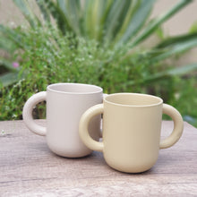 Load image into Gallery viewer, The Leaferie Mr. Potato pot. 2 sizes ceramic pot