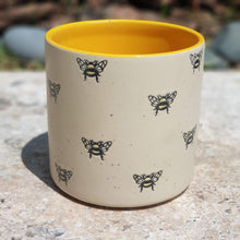 Load image into Gallery viewer, The Leaferie Bumblebee plant pot . front view . ceramic bee planter. close up