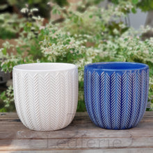 Load image into Gallery viewer, The Leaferie Oia Pot. 2 colours blue and white. ceramic material