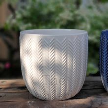Load image into Gallery viewer, The Leaferie Oia Pot. 2 colours blue and white. ceramic material