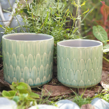 Load image into Gallery viewer, The Leaferie Icaria flowerpot. 2 sizes and 3 colours. ceramic material