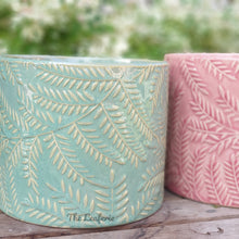 Load image into Gallery viewer, The Leaferie Majorca ceramic pot. 2 colours