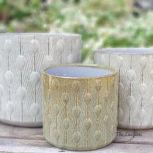 Load image into Gallery viewer, The Leaferie Siena ceramic flowerpot. 3 sizes