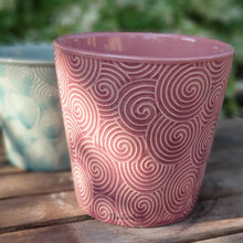 Load image into Gallery viewer, The Leaferie Sion planter . 3 colours and 2 sizes. ceramic material