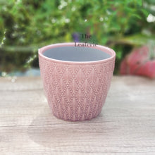 Load image into Gallery viewer, The Leaferie Thelon red flowerpot. ceramic material
